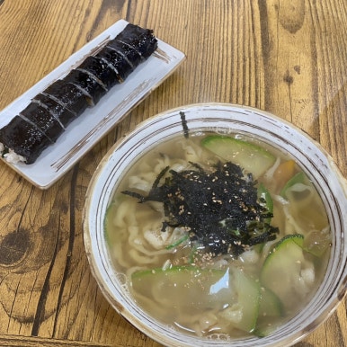 다솔김밥 이미지