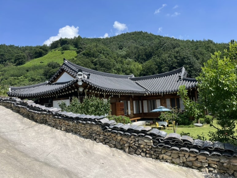 욜로한옥민박 이미지