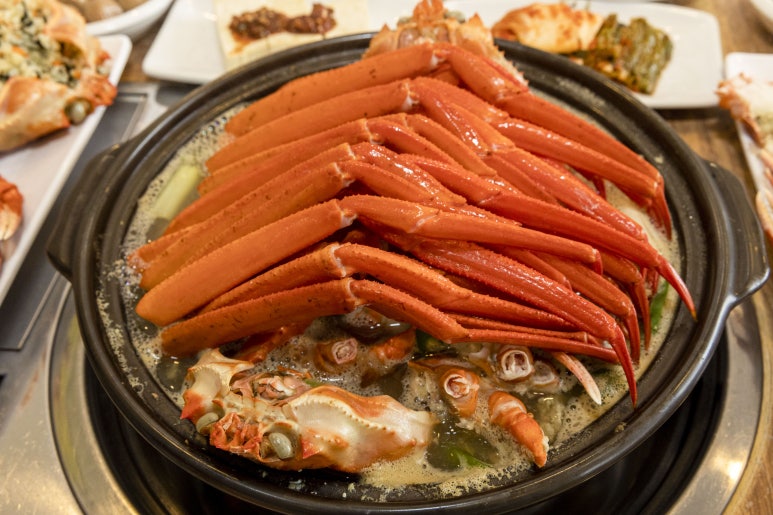 만천홍게탕 이미지