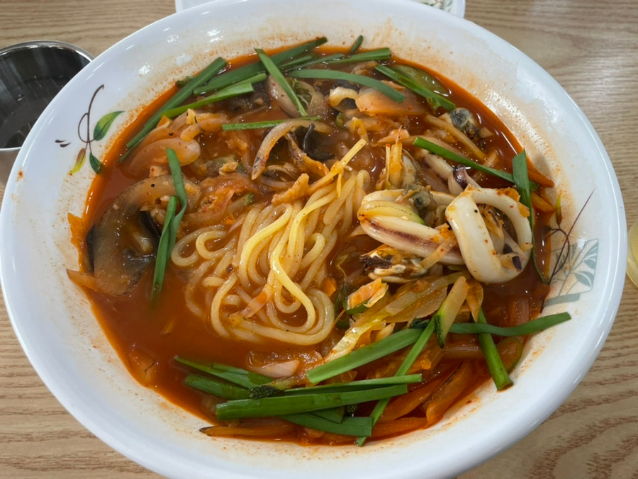 란짬뽕전문점 이미지