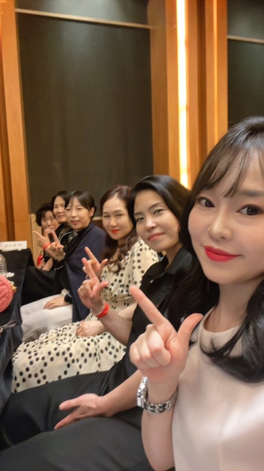 로얄그룹 이미지