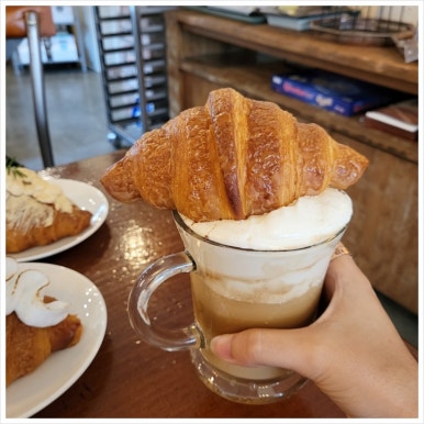 콜로디크로와상작업실 이미지