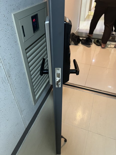 24시출장열쇠도어락번호키김포 이미지