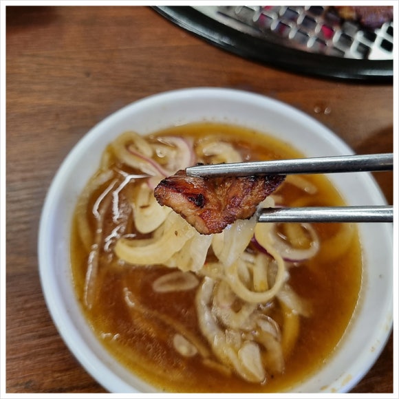 수제숯불양념갈비 이미지