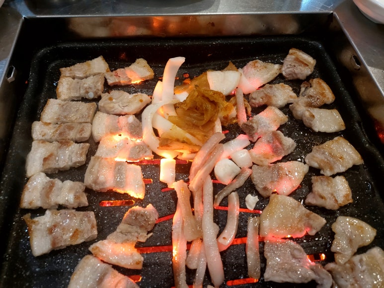 훈이네삼겹 이미지