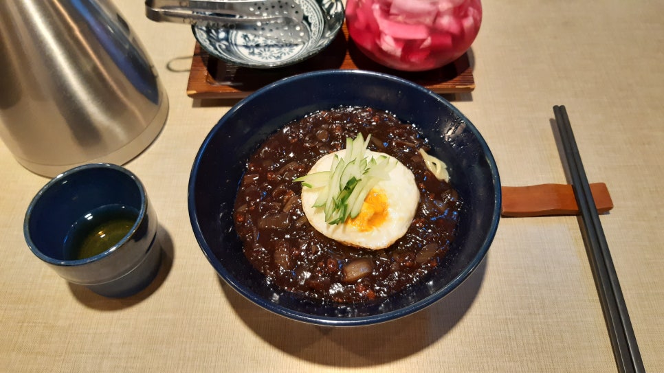 모던중식 연 이미지