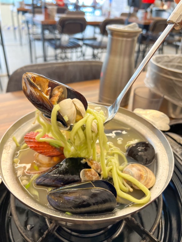 철수네뽕잎칼국수 이미지