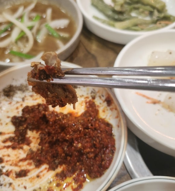 큰손생오리흑염소 이미지