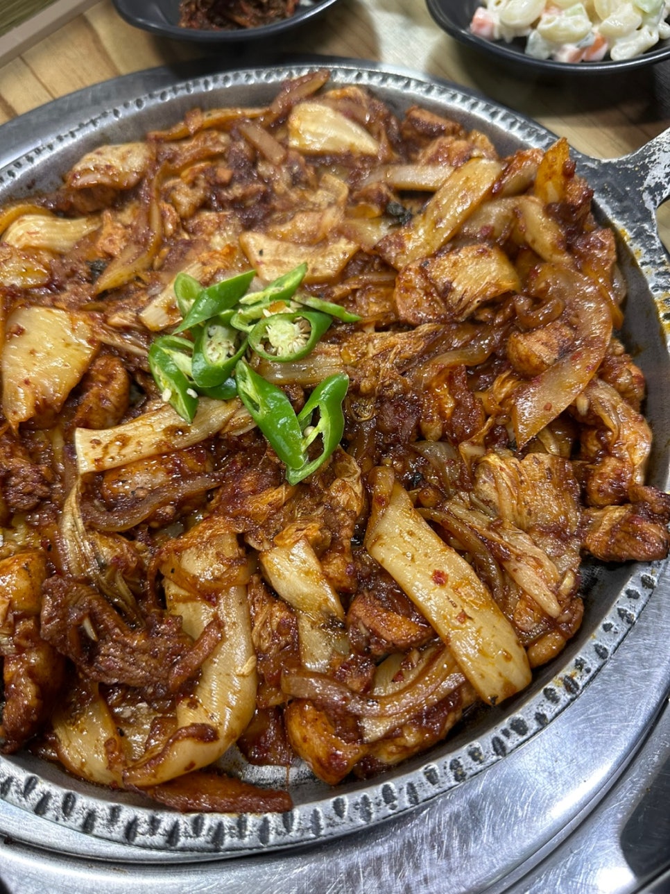 촌돼지 이미지