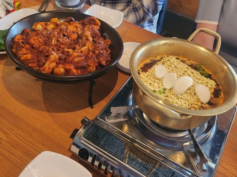 칼국수랑돼지나라 이미지