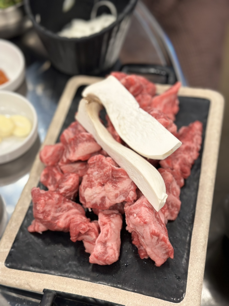 현방오백소갈비살 이미지