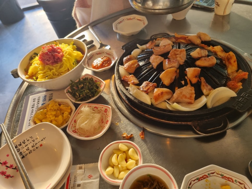 넙딱집 이미지