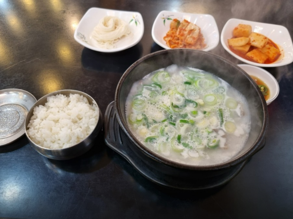 석정옥곰탕 이미지