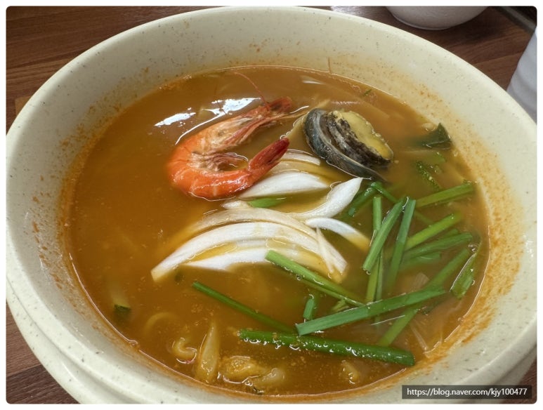 해적해물칼국수 이미지