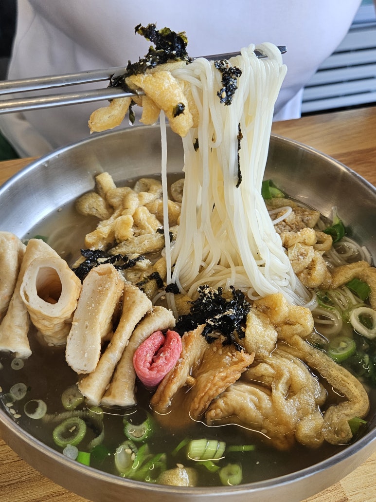 차린국수 이미지