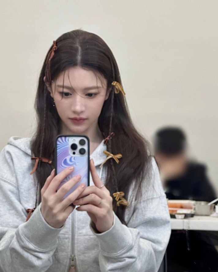 빛;이나네일 이미지