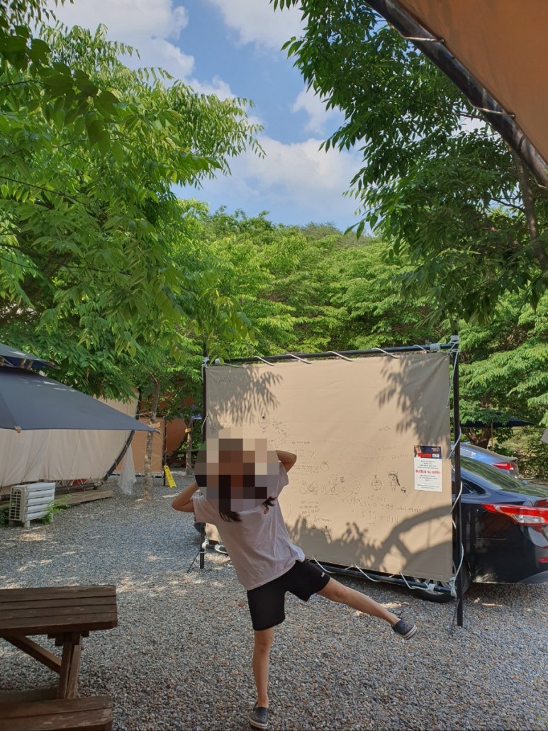 별이 빛나는 밤에 글램핑 이미지