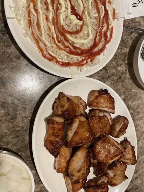 쌔떼치킨 이미지
