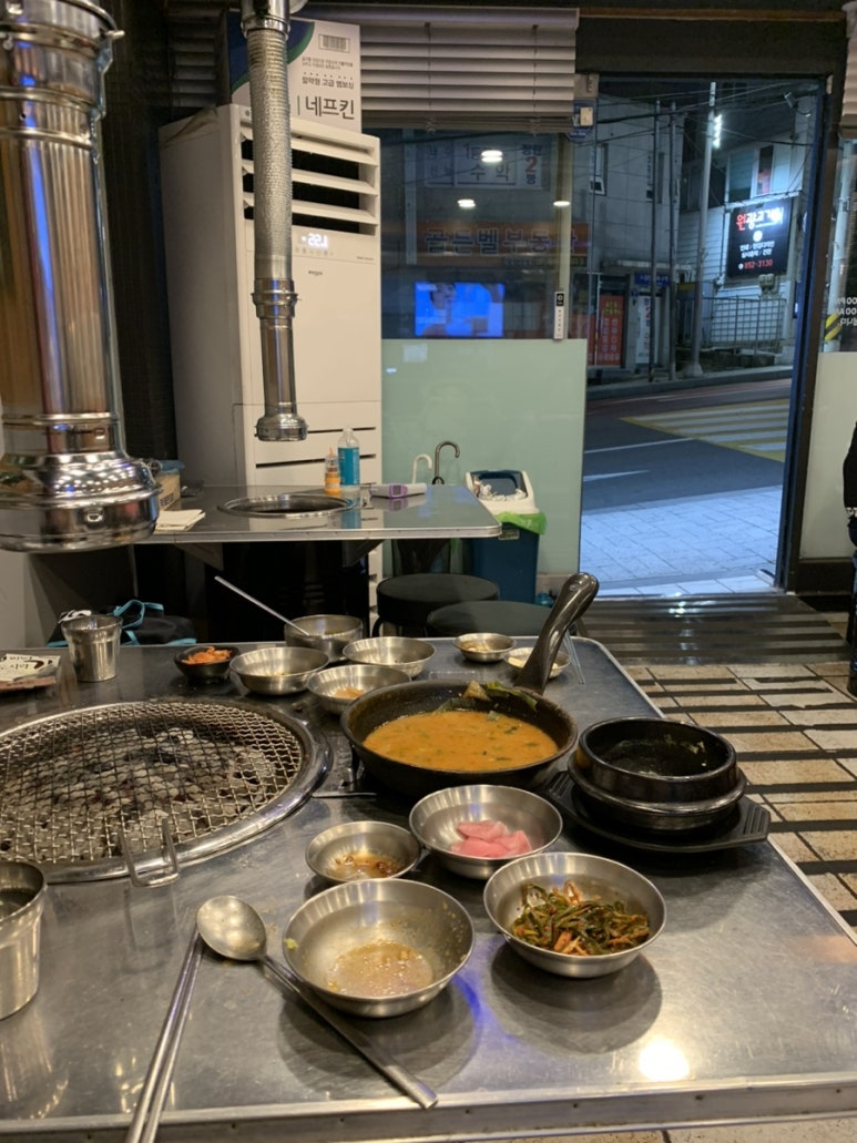 두건쓴형제 이미지