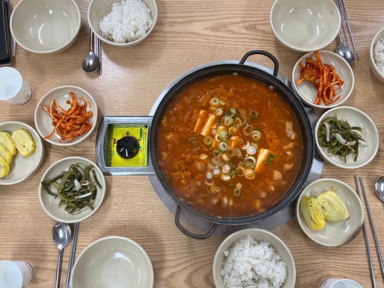 별난돼지김치 이미지