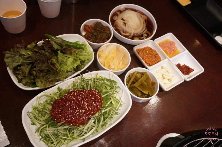고기뚜겅 이미지
