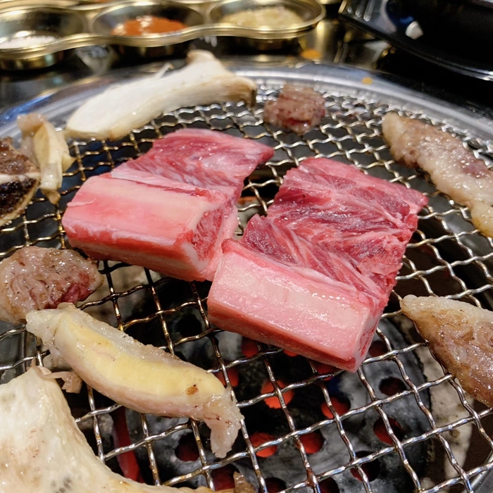 백프로한우 이미지