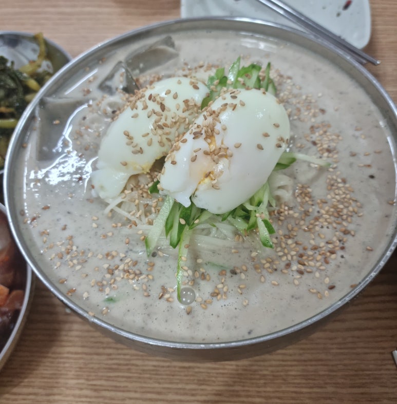 등대잔치국수 이미지