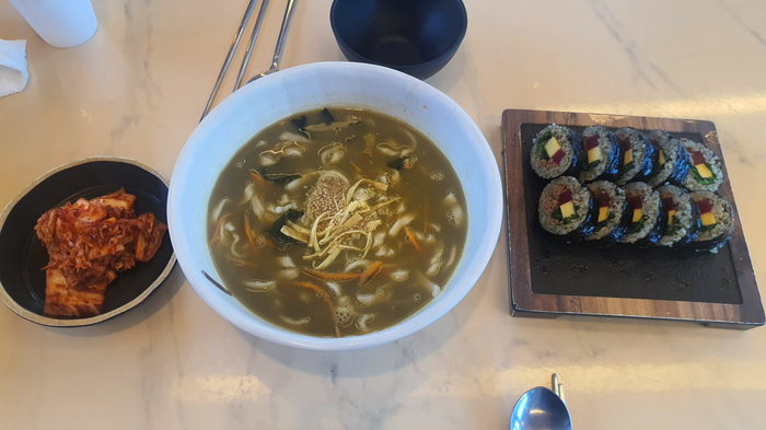 김밥이랑만두국이랑국수랑 이미지