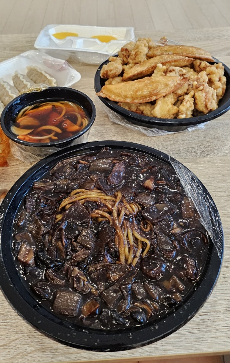 태극반점 이미지