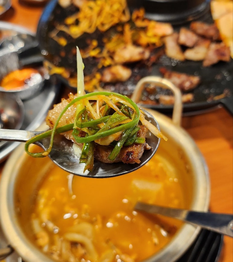 효자동솥뚜껑신정역점 이미지