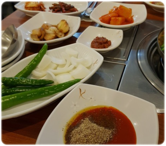 논현골흑염소 이미지