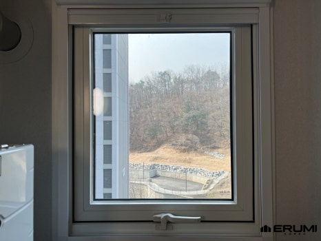 이루미(ERUMI) 이미지