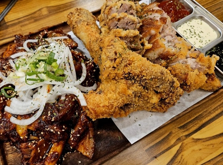 청춘족발상회 이미지
