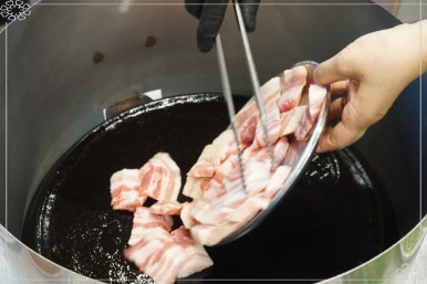 진짜무쇠삼겹청주 이미지