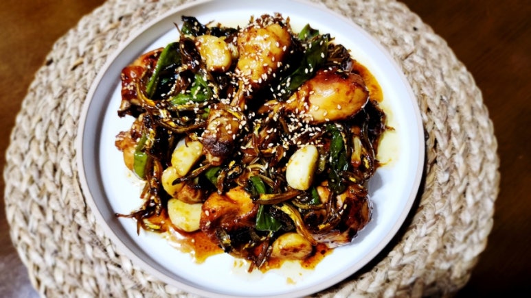 꽈리치킨 이미지