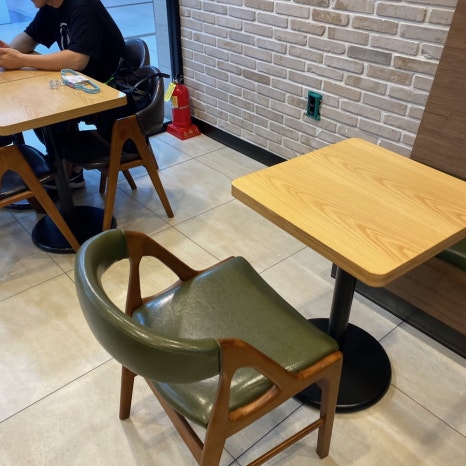 크리스피크림 도넛 왕십리역사점 이미지