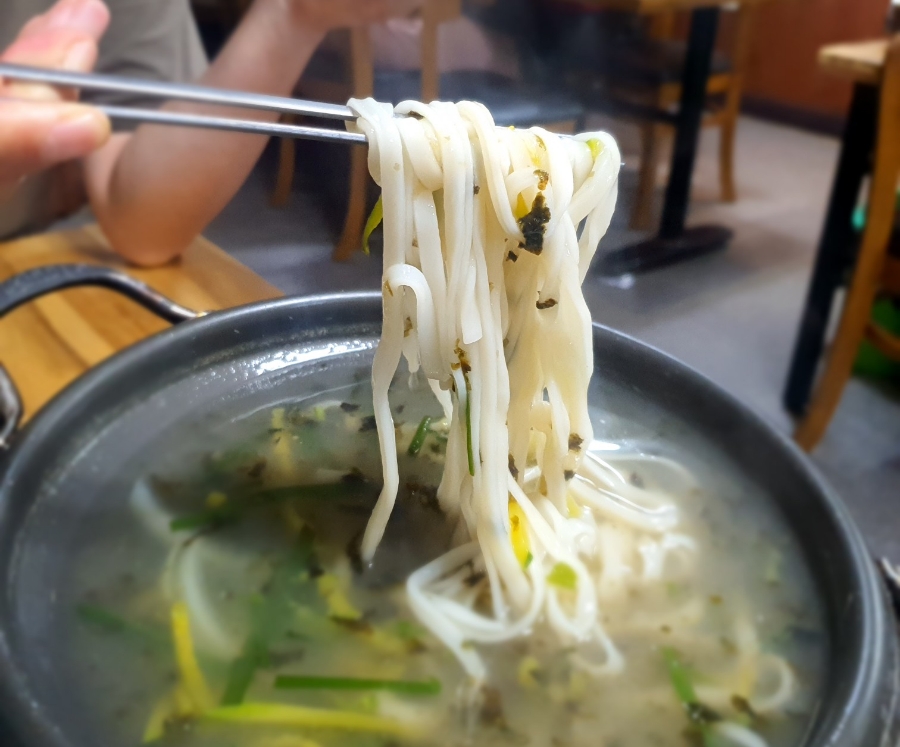 후루룩칼국수집밥 이미지