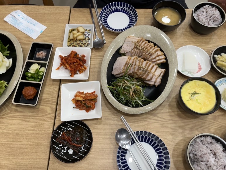 보쌈제복부송점 이미지