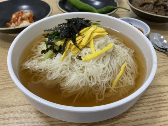 수락국수 이미지