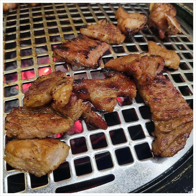 수제숯불양념갈비 이미지