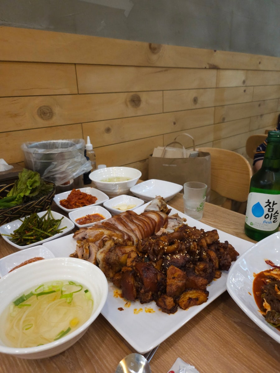 둔전족발 이미지
