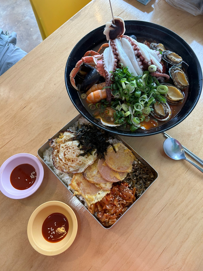 바다보는날 이미지