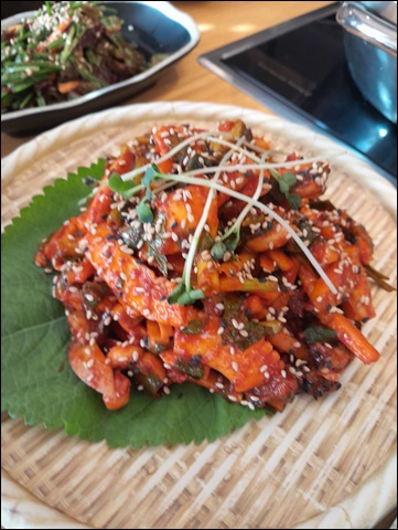 칼국수와반찬이맛있는밥집 이미지