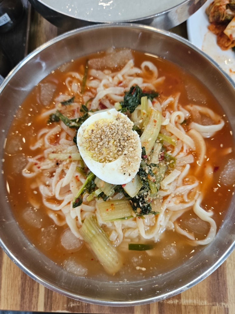 청담칼국수 이미지