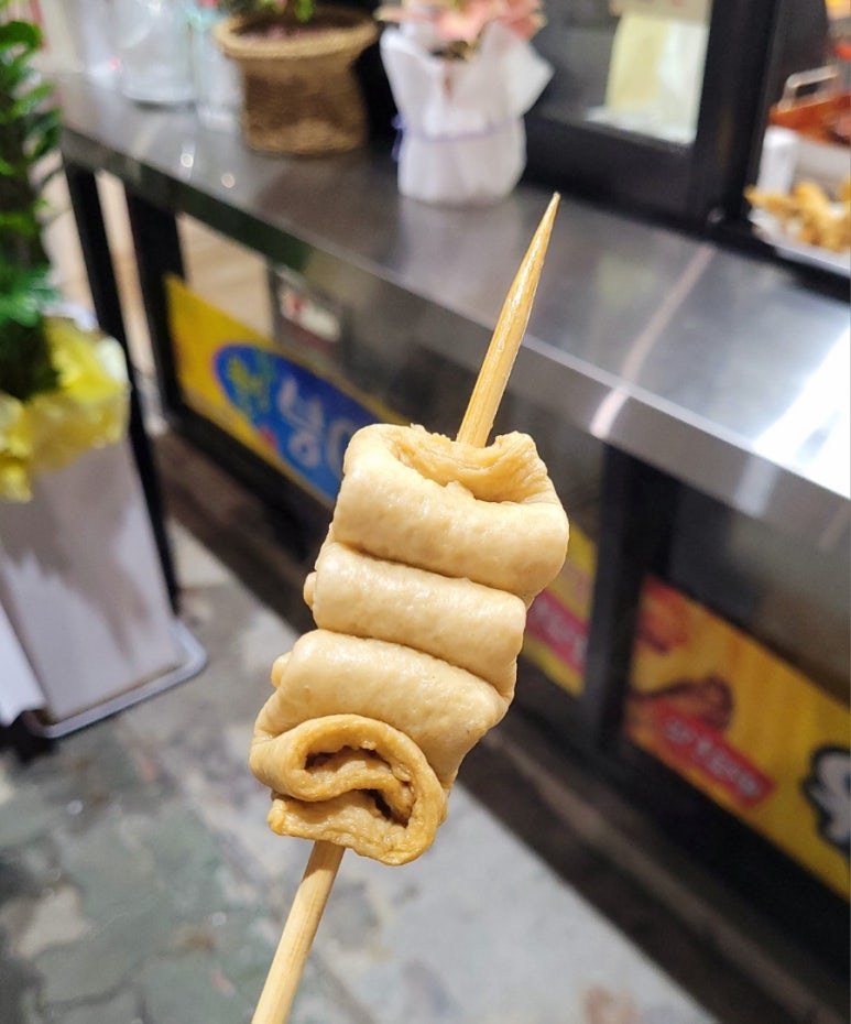 분식집에하숙하는붕어빵 이미지