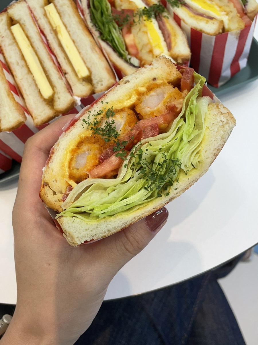 핑퐁커피 광안점 이미지