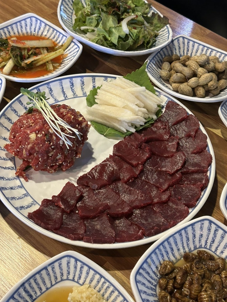 한우;날로먹다 이미지