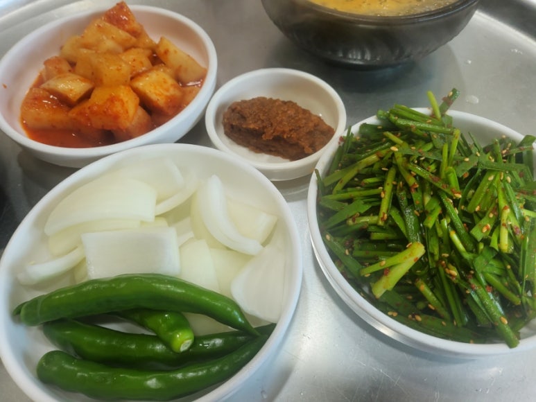 굴뚝배기 이미지