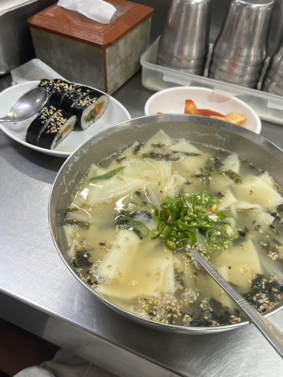 1호할매칼국수 이미지