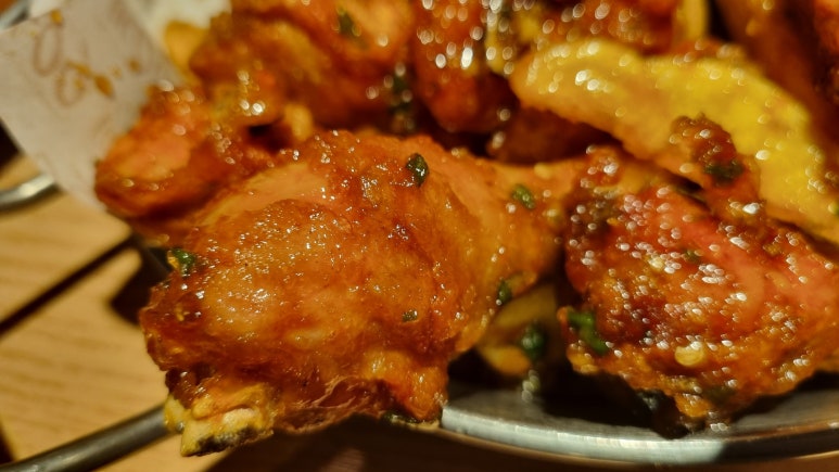 비에이치씨치킨삼천포 이미지